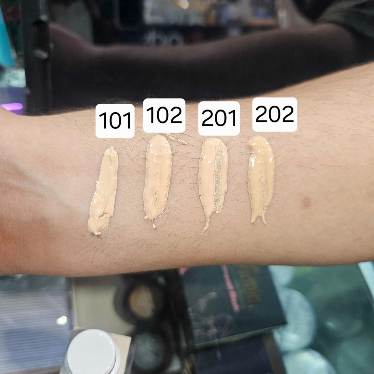کرم پودر شیشه ای میس استار کد 101